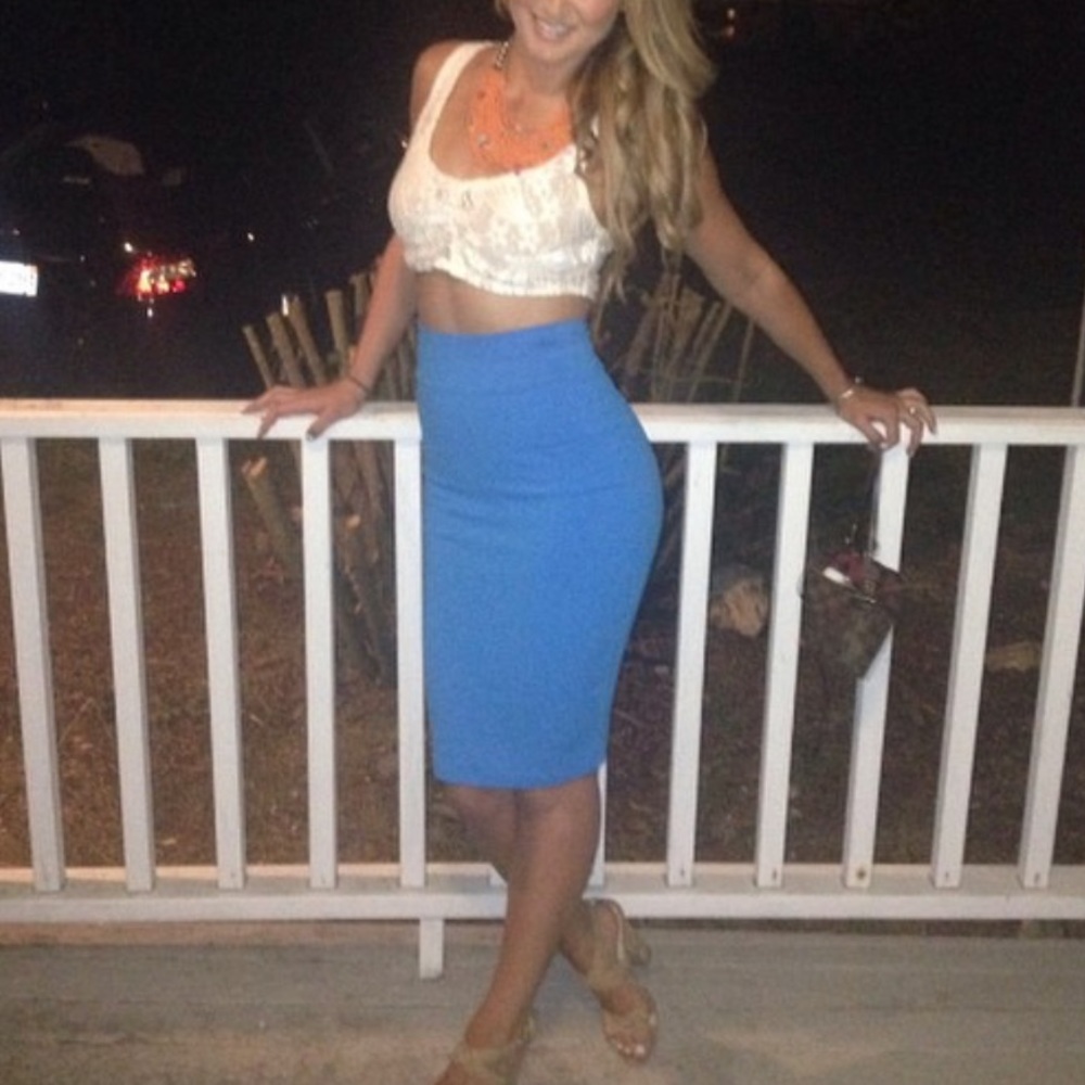 White lace crop top